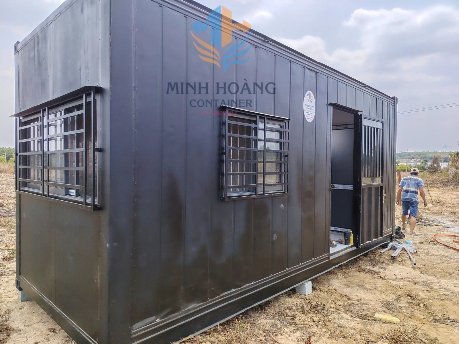 Container Văn Phòng 20 Feet Đen Vỏ Lạnh Có Toilet Kèm Hố Thoát